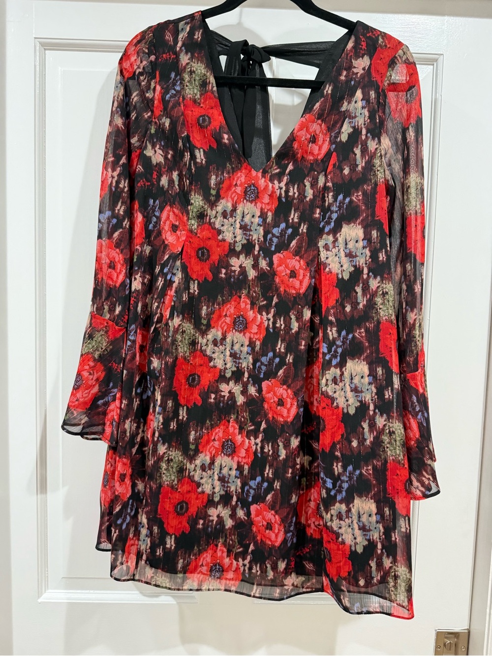 BCBGeneration Black Floral V-Neck Tie-Back Tunic Dress with Red Blooms